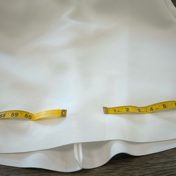 Badgley Mischka White Beaded Off-Shoulder Wedding Gown Size 4 | NWT - Picture 16 of 16